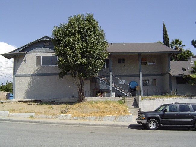 Building Photo - 520-538 N 2nd St