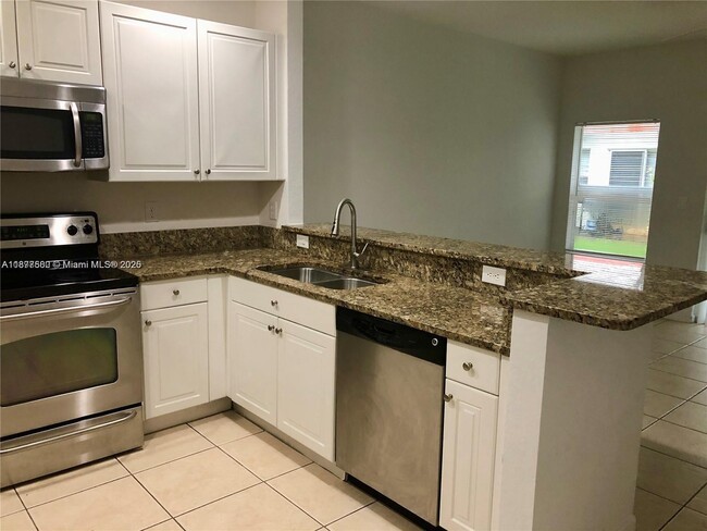 Foto del edificio - 2991 NW 30th Pl