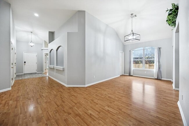 Building Photo - 101 Muscovy Ln