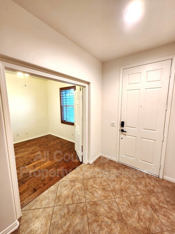 Foto del edificio - 49568 Minelli St