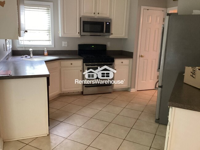 Foto del edificio - 2983 Rosebrook Dr