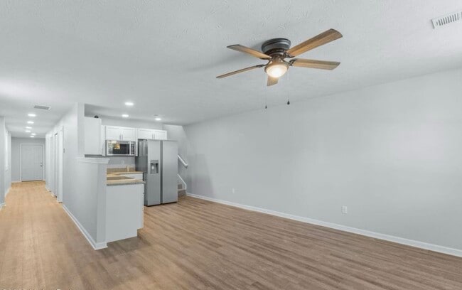Building Photo - 528 N 20th St