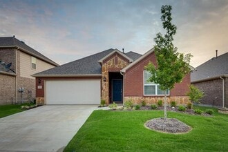 Building Photo - 6812 Lighthouse Ln