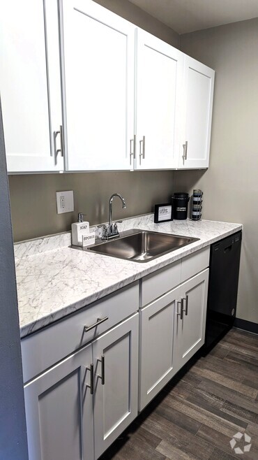 Building Photo - Cedar Ridge Apartments
