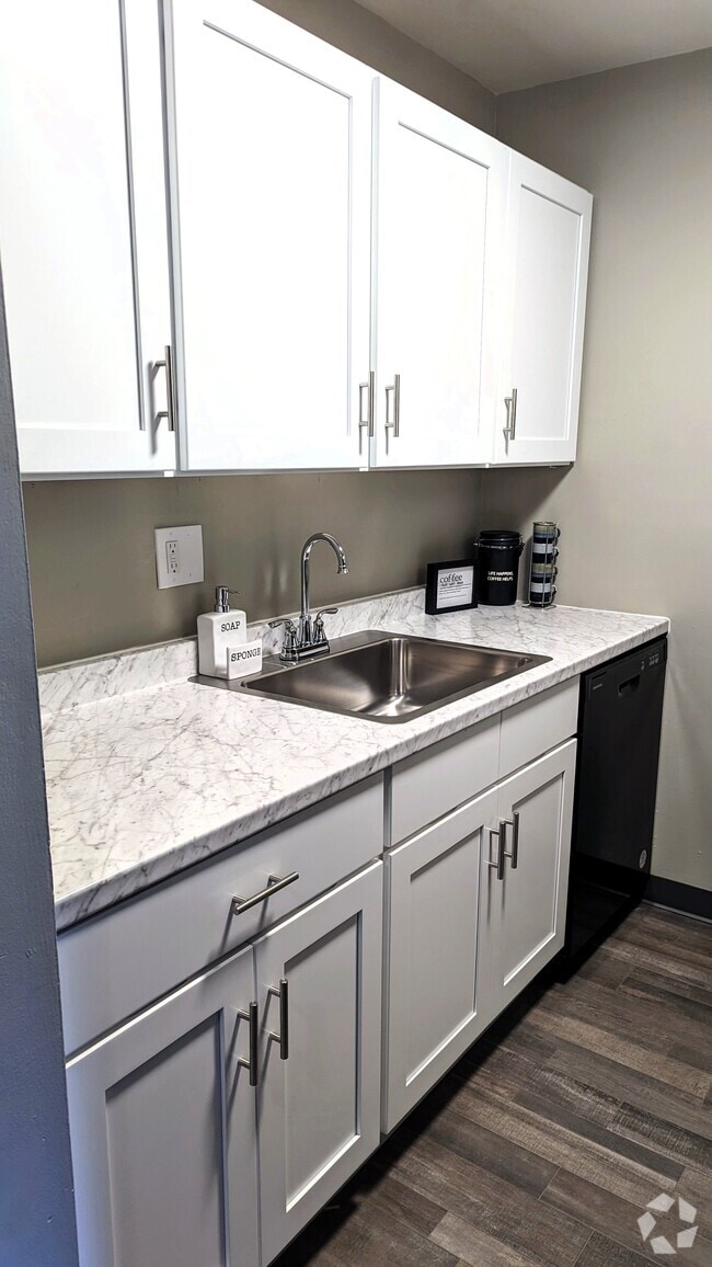 Building Photo - Cedar Ridge Apartments