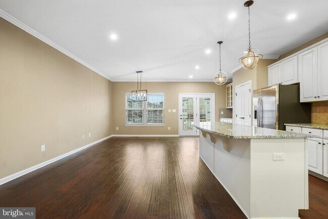 Foto del edificio - 2011 Serviceberry Rd