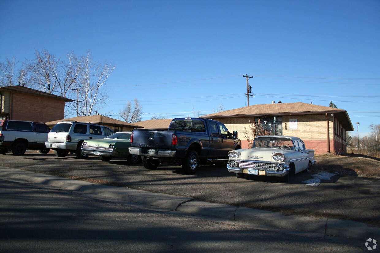 Building Photo - 1633 Fenton St