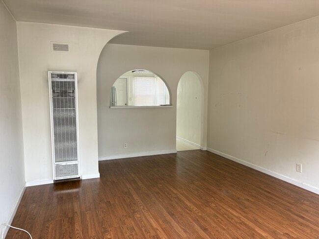 Building Photo - 1301 Manhattan Beach Blvd