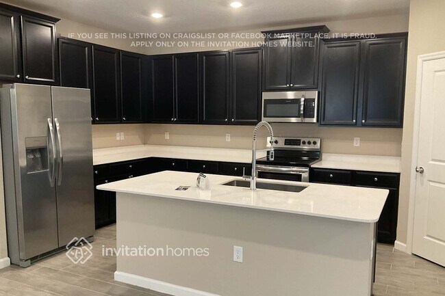 Building Photo - 9926 Lemon Grass Ln