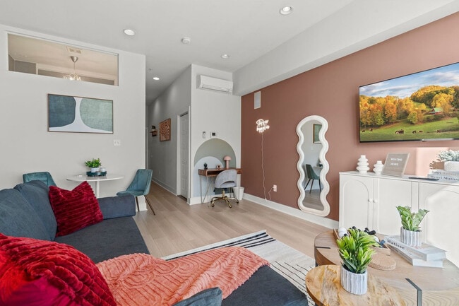 Building Photo - 826 N Broad St