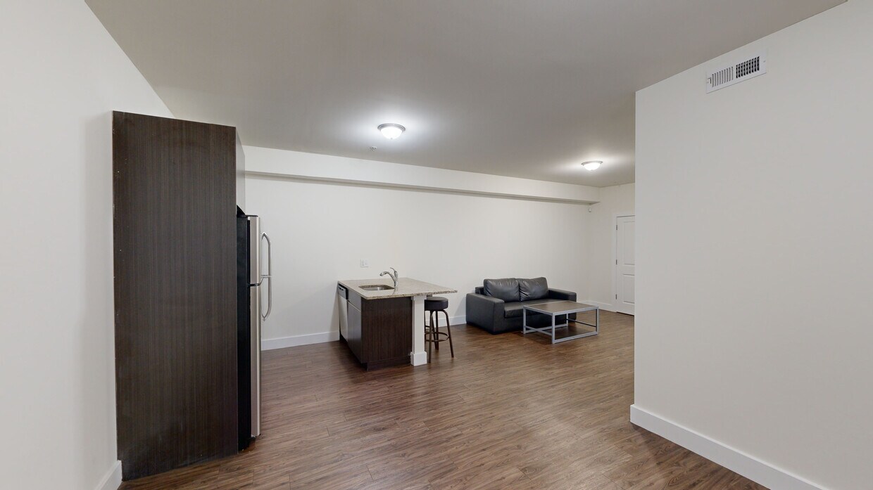 Photo - Eleanor at Walnut Apartments