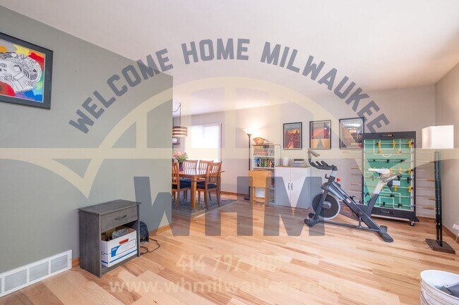 Foto del edificio - COMING SOON! Welcome Home to this 3 Bedroo...