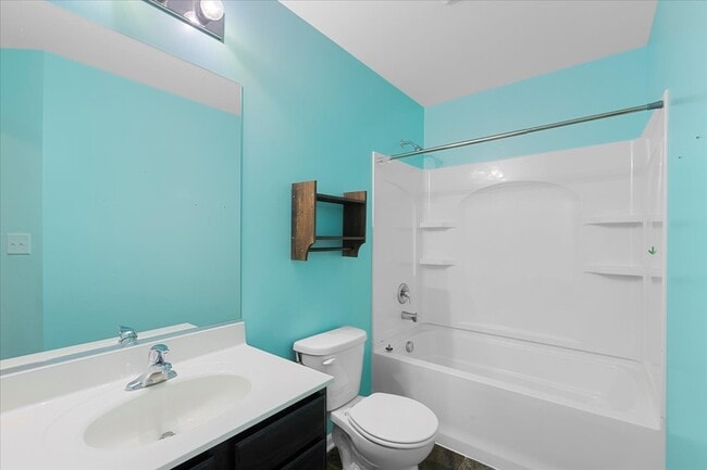 Building Photo - 1092 Sapphire Ln