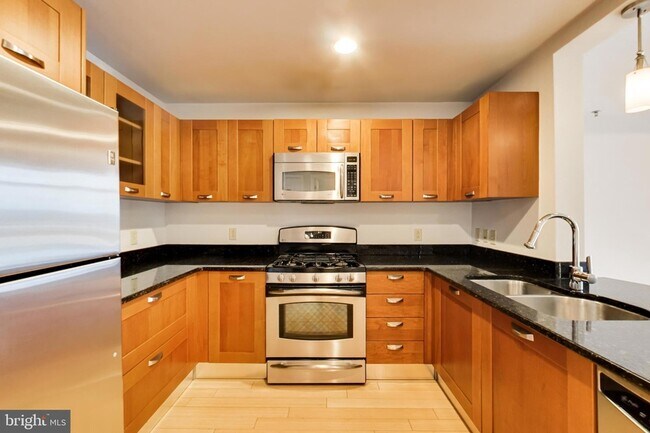 Photo - 5750 Bou Ave Apartment