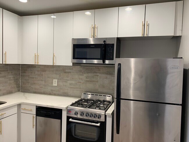 Foto del edificio - 92 Highland Ave