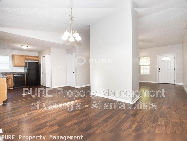 Building Photo - 111 Neal Ave