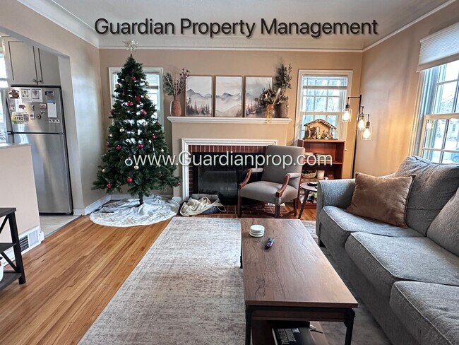 Foto del edificio - South Minneapolis Single Family Home, Garage, Fenced In Yard, Excellent Condition