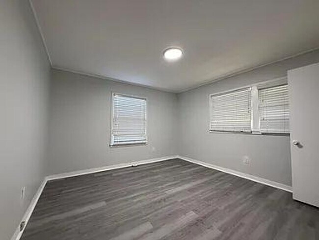 Foto del edificio - Fresh, Bright & Move-In Ready on Willow Lane!