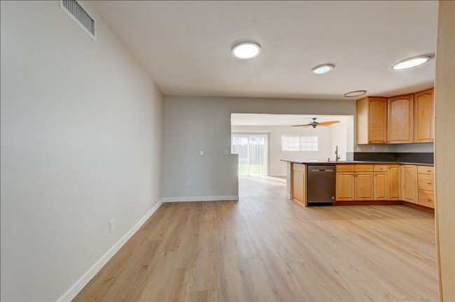 Building Photo - 11370 Travis Pl