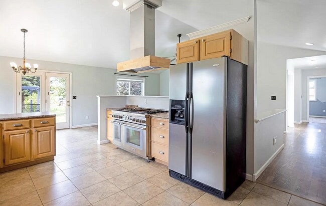 Building Photo - 7580 Arroyo Ln