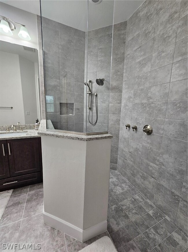 Building Photo - 6839 Saona CT