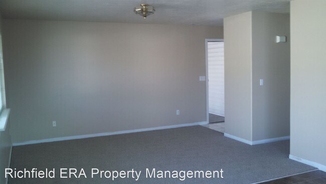 Foto del edificio - 3 br, 2 bath House - 1048 W 820 S