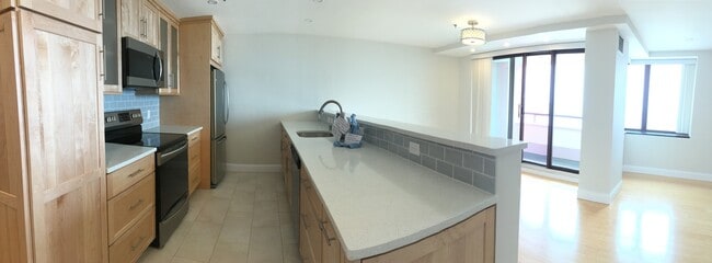 Building Photo - 380 Revere Beach Blvd