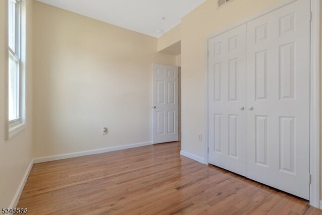 Building Photo - 383 Central Ave