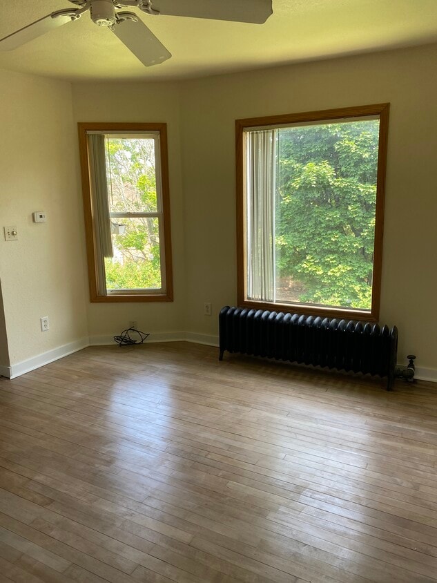 3746 E Cudahy Ave, Cudahy, WI 53110 Townhome Rentals in Cudahy WI