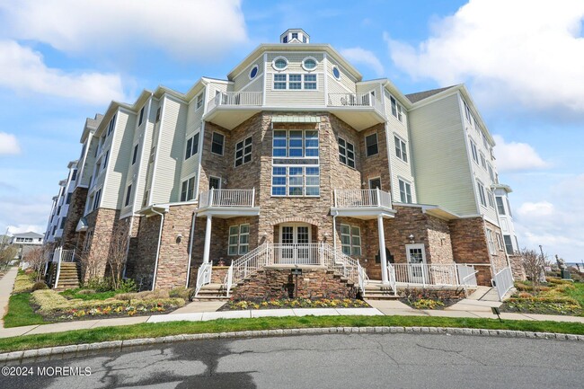 Building Photo - 11 Cooper Ave