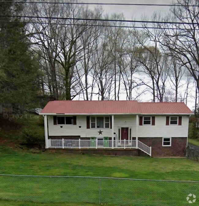 Building Photo - 1956 Enterprise Rd