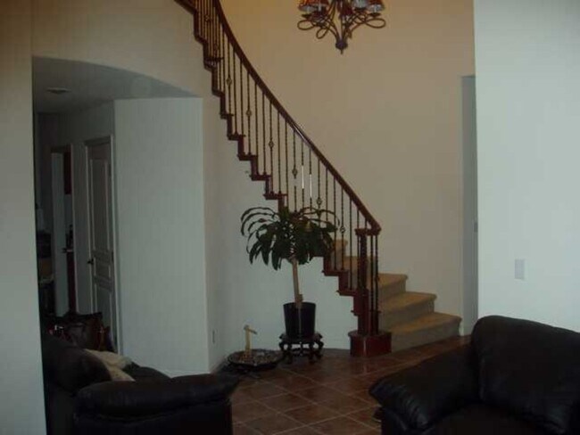 Building Photo - 1055 Foxfire Drive