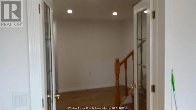 Building Photo - 9610 Esplanade Dr