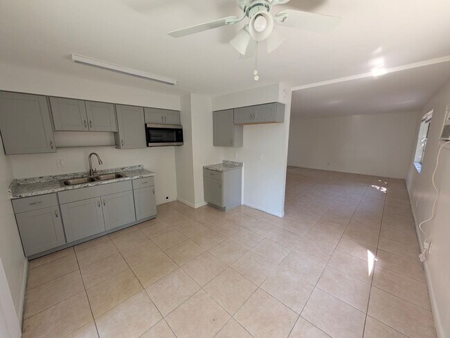 Foto del edificio - 4453 Stevens Rd