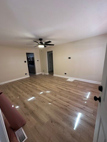Foto del edificio - 1448 E 156th St