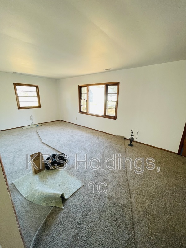 Building Photo - 1740 Bickerstaff Rd