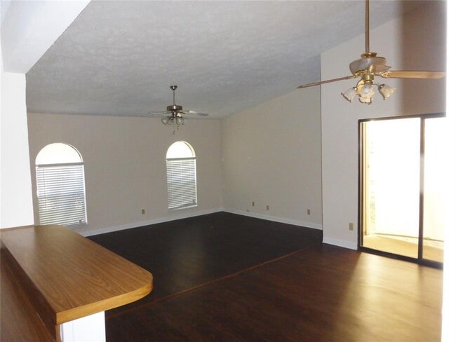 Building Photo - 4904 Brandenburg Ln