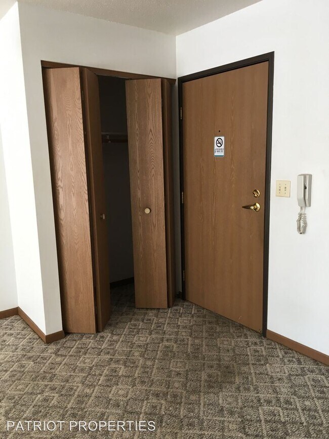 Foto del edificio - 1001 Grandview Ave