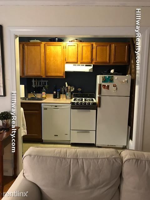 Building Photo - 102 Revere St