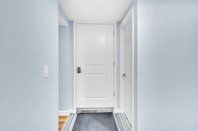 Foto del edificio - 2112 N Sawyer Ave