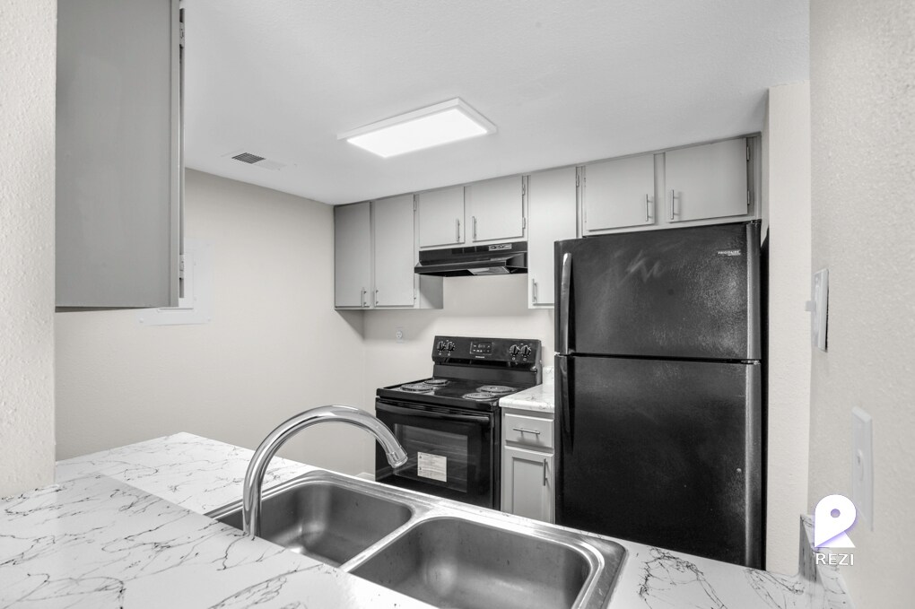 Foto principal - 13100 Stonefield Dr