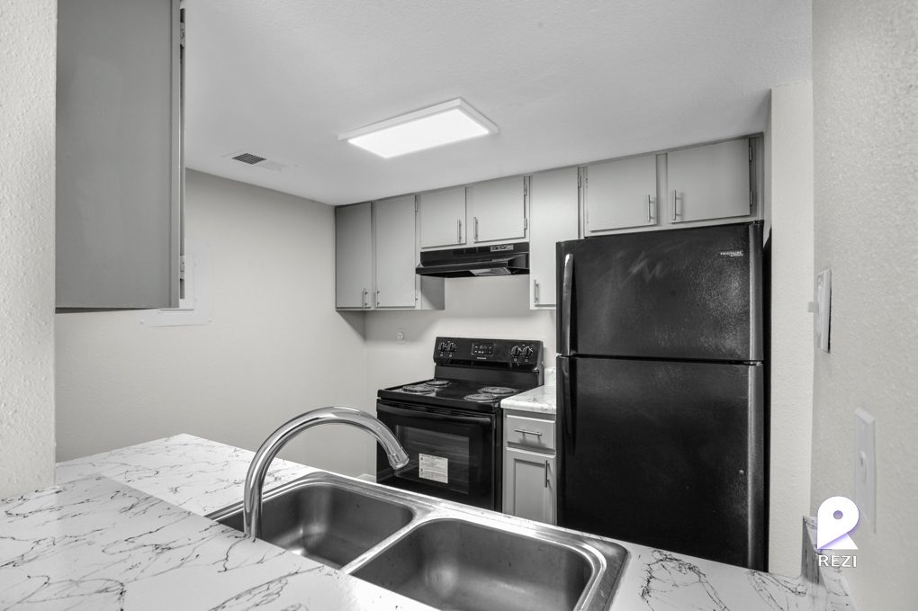 Primary Photo - 13100 Stonefield Dr