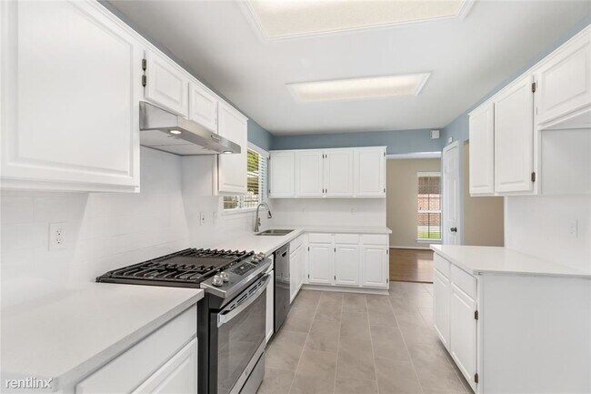Foto del edificio - 3 br, 2.5 bath House - 20423 Lone Star Oak St
