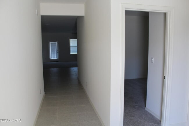 Building Photo - 16622 W Christy Dr