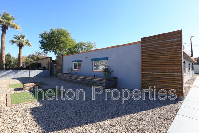Building Photo - 1747 E Virginia Ave