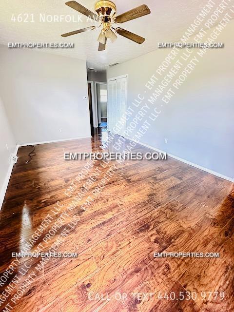 Foto del edificio - 4621 Norfolk Ave