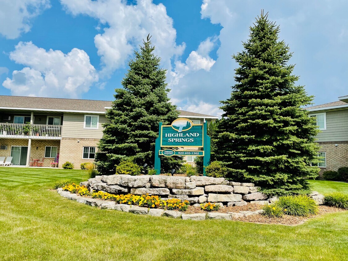Highland Springs 16201652 W Main Ave De Pere, WI Apartments for