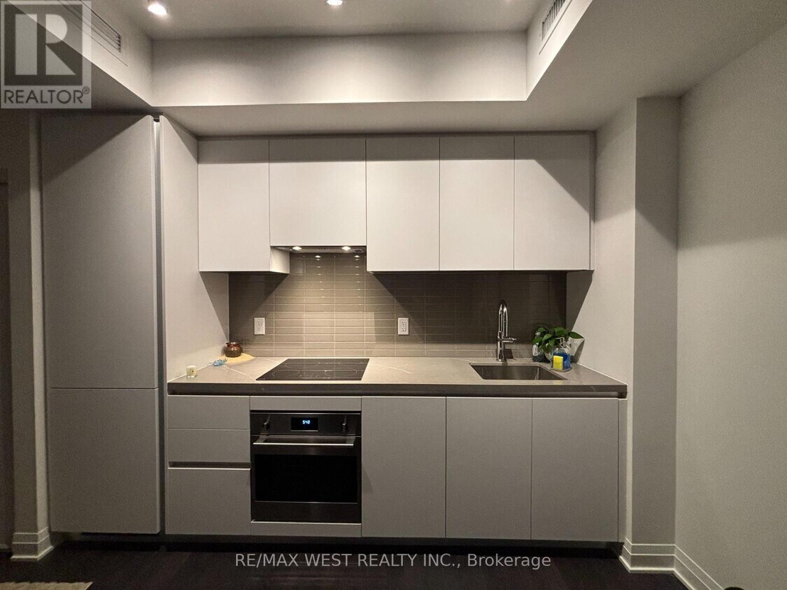 Building Photo - 4015 The Exchange