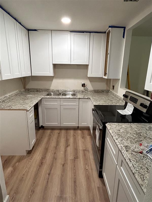 Foto principal - 2411 W Hazelwood St