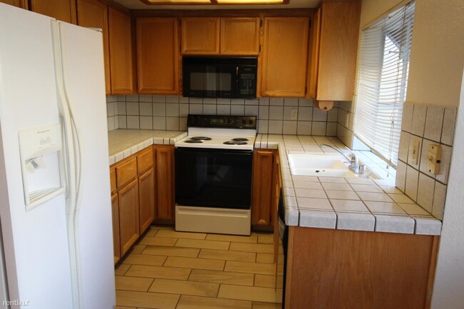 Foto del edificio - 3 br, 2.5 bath House - 5252 Mill Creek Ln